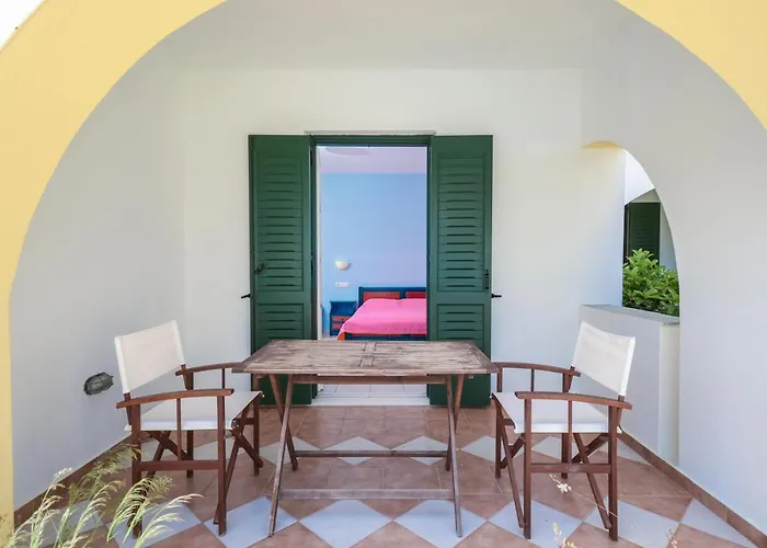 Fanis 2* Agia Anna (Naxos)