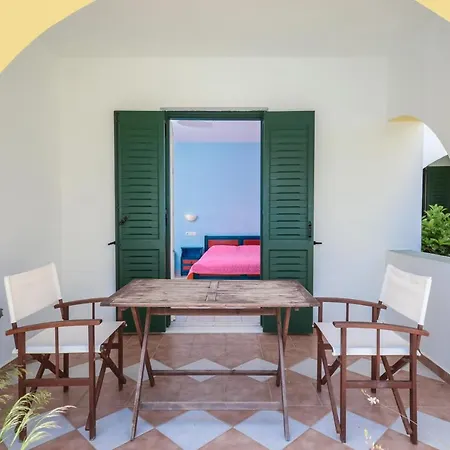 Hotel Fanis 2* Agia Anna (Naxos)